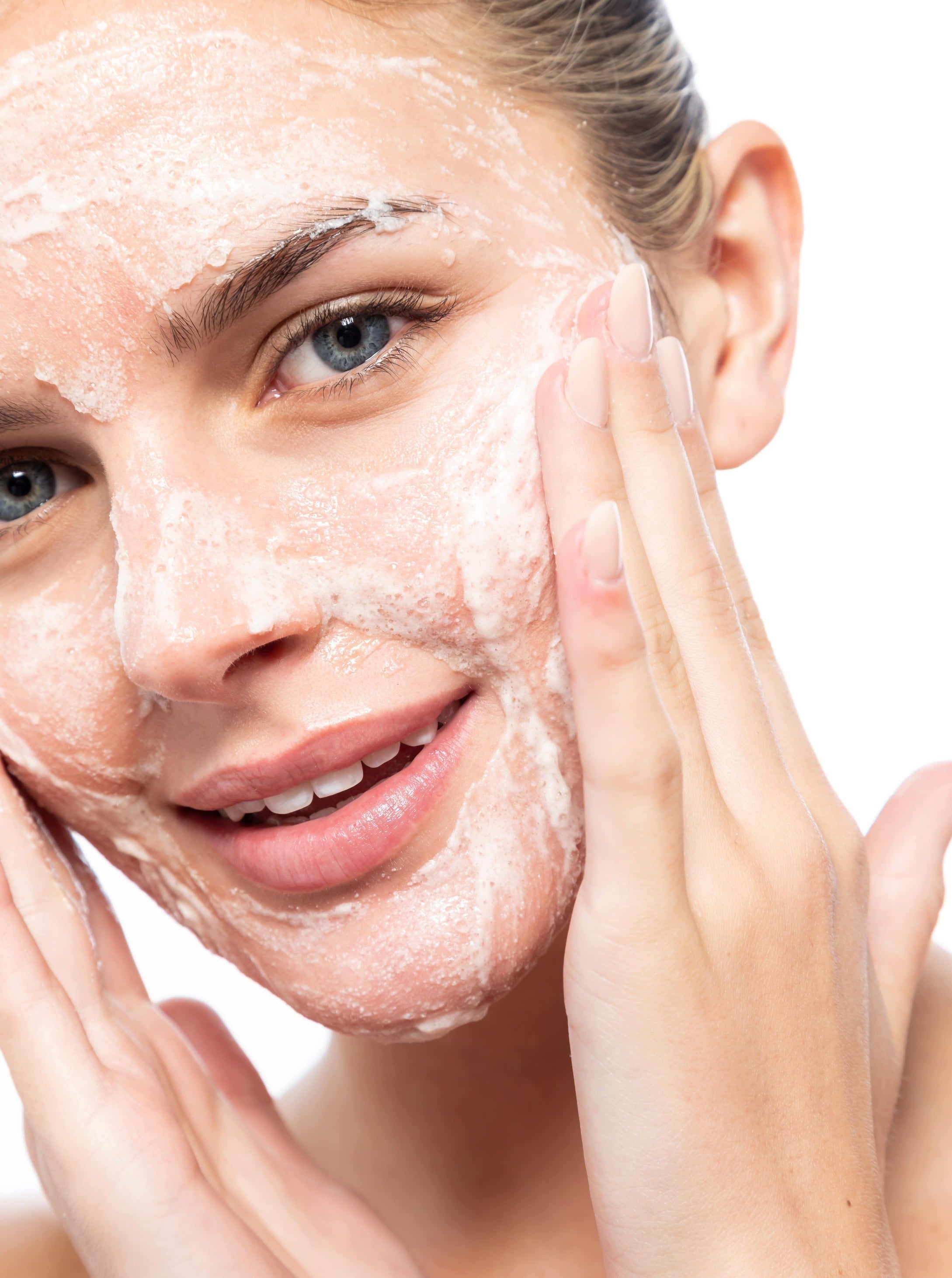 CLEANSING COMPLEX POLISH - iS CLINICAL - Tu piel, nuestra ciencia