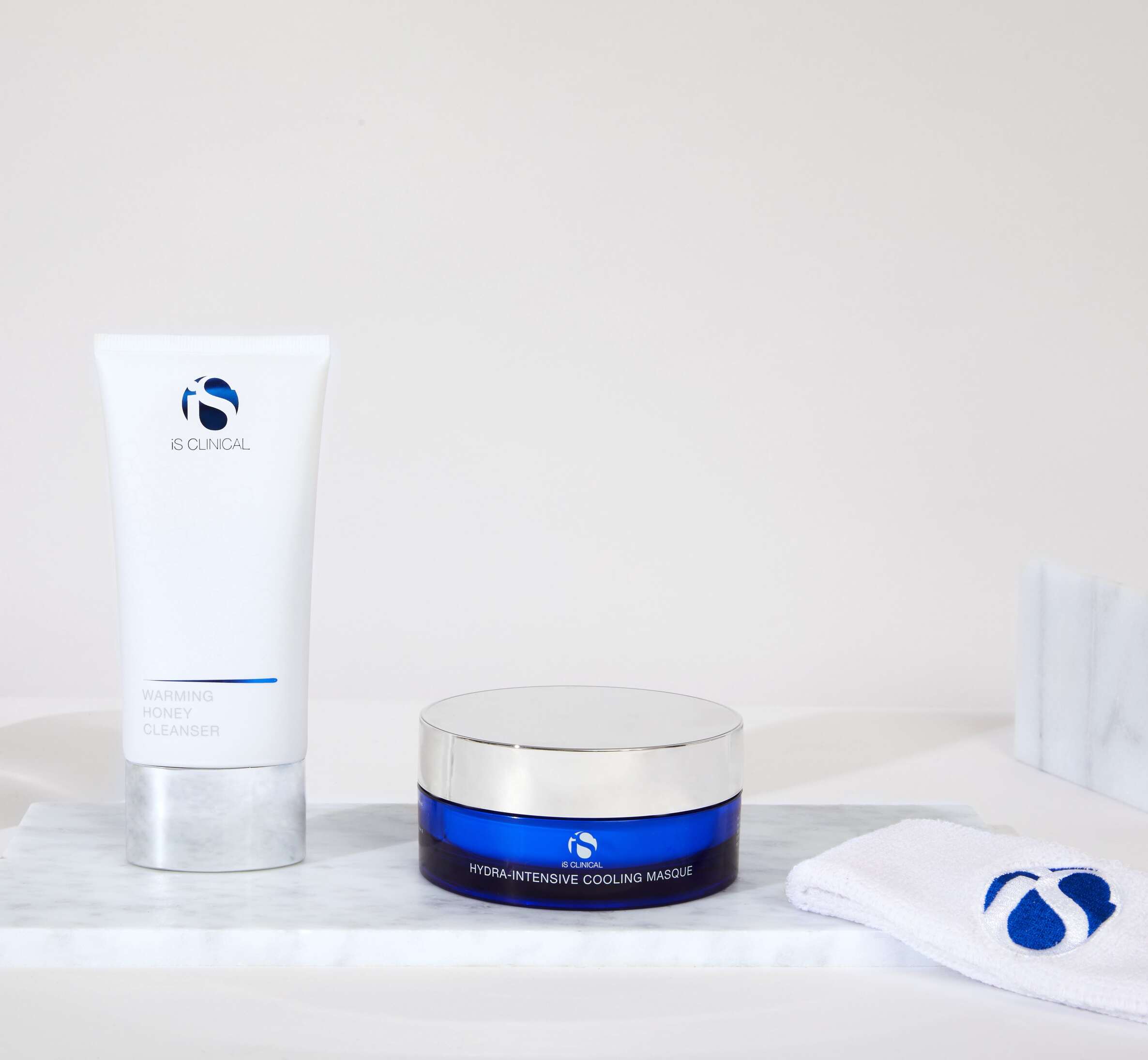 WARM UP, COOL DOWN - iS CLINICAL - Tu piel, nuestra ciencia